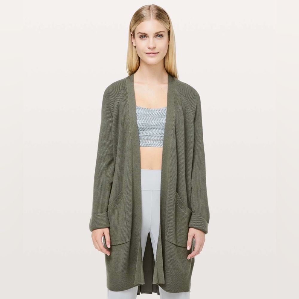 Lululemon Athletica olive green Still at Ease wrap Cardigan sz 8